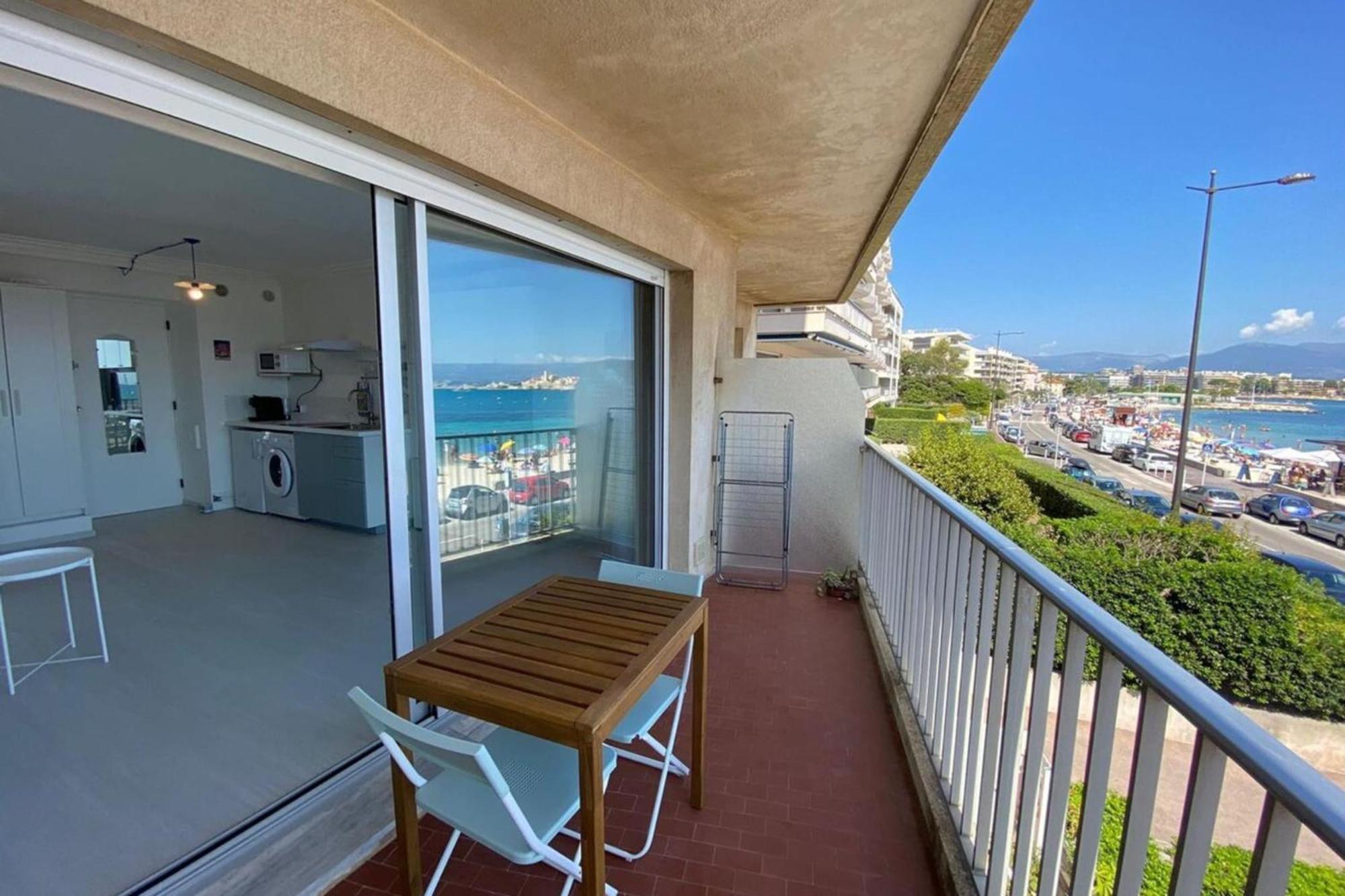 06At1 - Cosy Seaside Studio In An Ideal Location Antibes Exterior foto