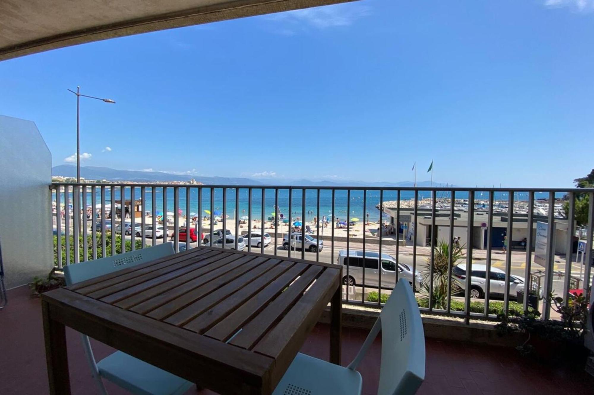 06At1 - Cosy Seaside Studio In An Ideal Location Antibes Exterior foto
